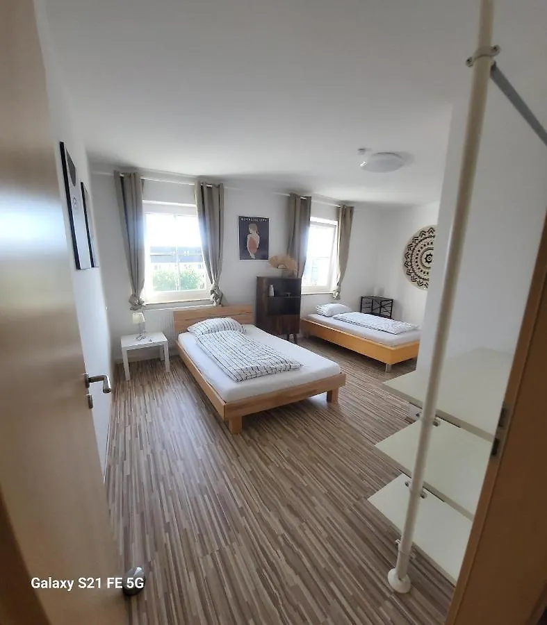 80Qm Mit Balkon 3 Getrennde Raeume Apartment Schwandorf in Bayern