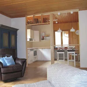  Apartment Blätterrausch